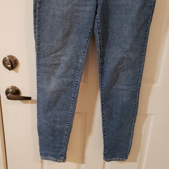 J. Crew Women's Blue Jeans - Picture 2 of 11